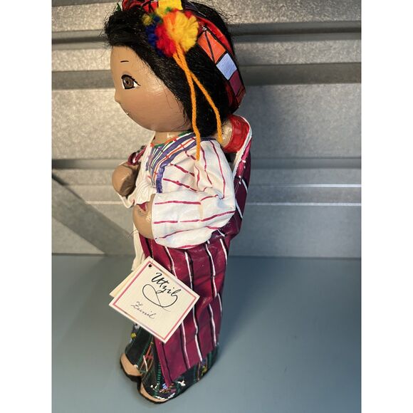 Vintage Guatemalan Mother with Baby Doll – Hand Painted Papier-Mâché & Textile - Picture 2 of 10